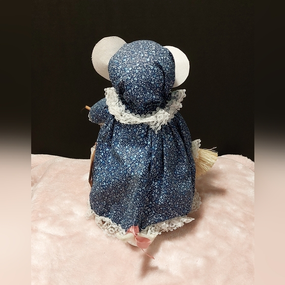 Adorable Handmade Grandma Mouse Doll 9" NWT - Picture 4 of 10